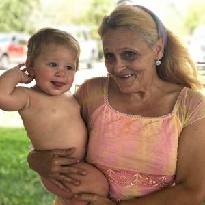 Meet your Posher, Debra